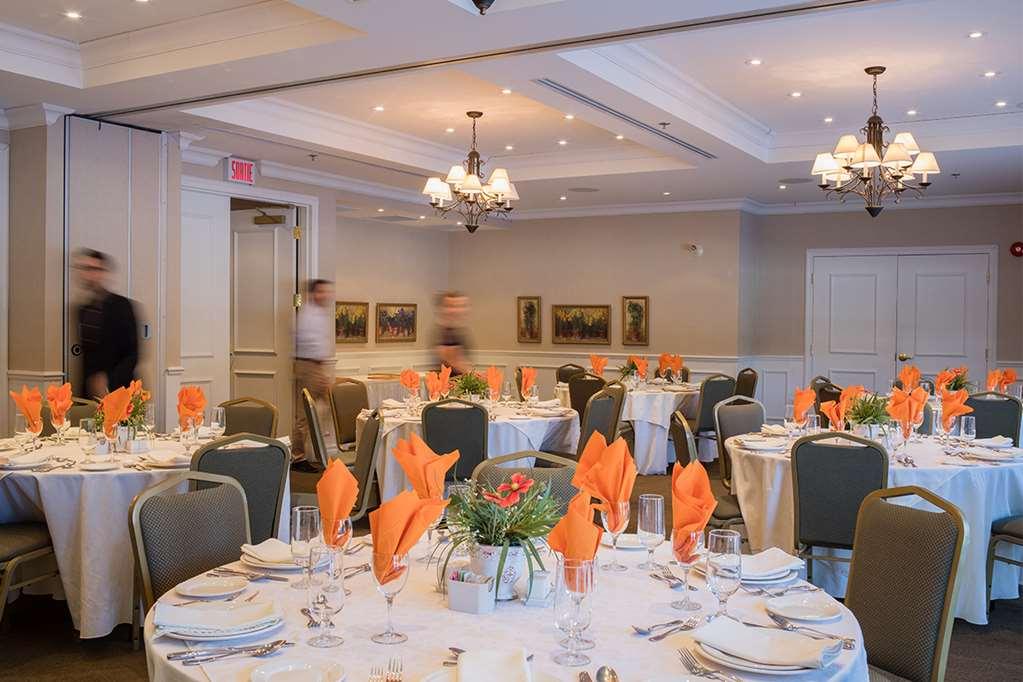 Hotel Vallea Bromont Restoran gambar